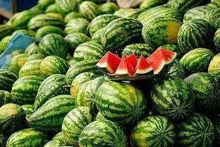 红色的瓜咋吃,解锁独特口感与营养价值