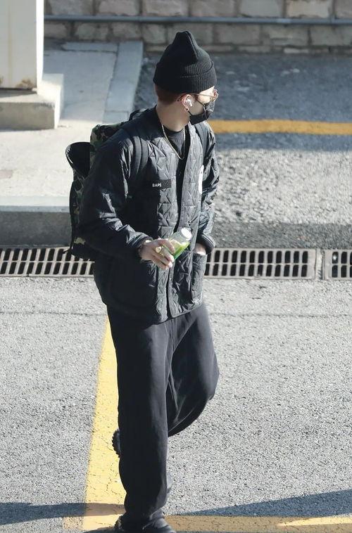 吃瓜男装,时尚潮流下的跨界魅力