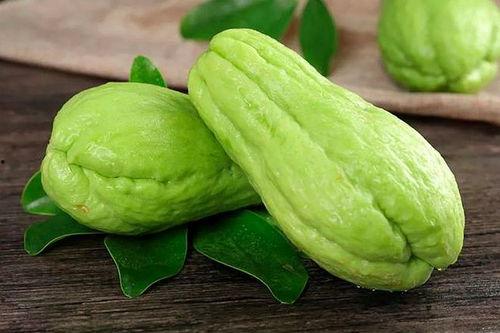 吃佛手瓜跟迟降压药